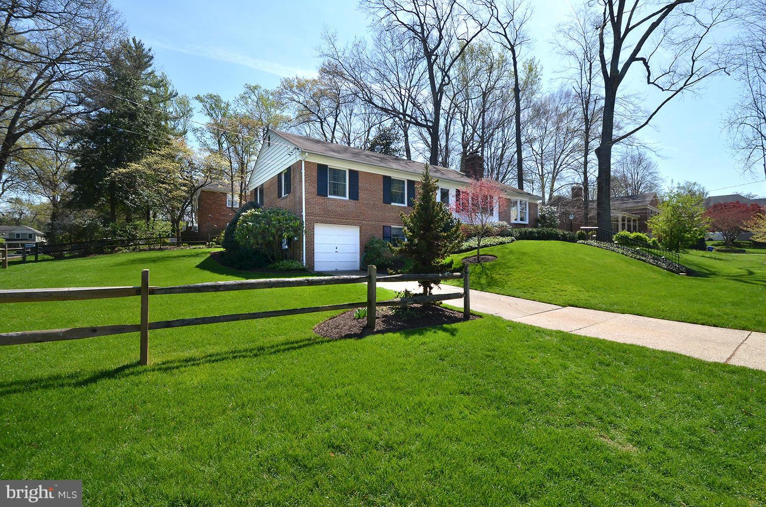 6700 Pawtucket Road Bethesda, MD 20817 - Photo 2 of 30 Exterior (Front)