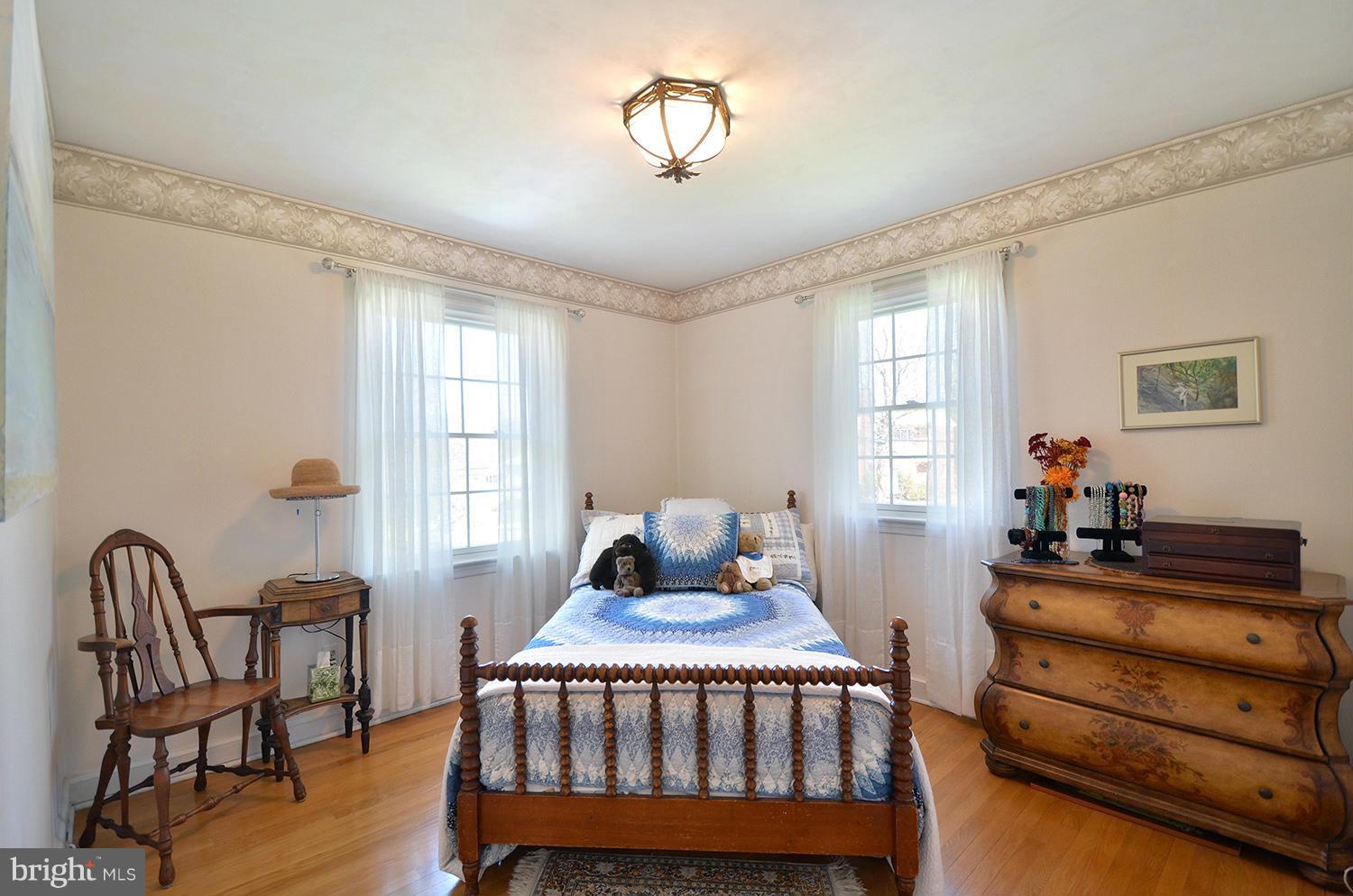 6700 Pawtucket Road Bethesda, MD 20817 - Photo 23 of 30 Bedroom