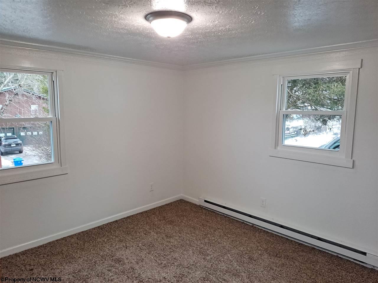 112 Poplar Road Beverly, WV 26253 - Photo 5 of 12 Gallery Image 5