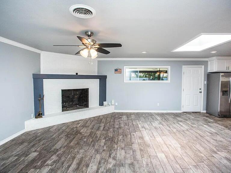 4211 49th Street Lubbock, TX 79413 - Photo 2 of 13 image