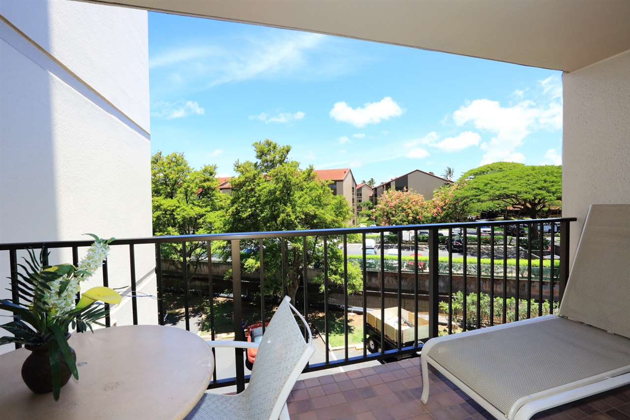 3445 Lower Honoapiilani Road, Unit 336 Lahaina, HI 96761 - Photo 21 of 22 a view of a balcony