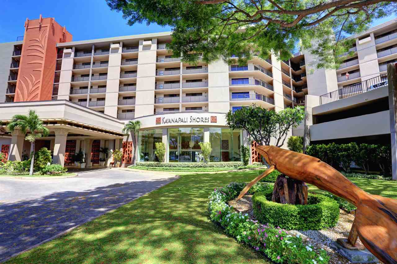3445 Lower Honoapiilani Road, Unit 336 Lahaina, HI 96761 - Photo 7 of 22 front view of a building with a yard