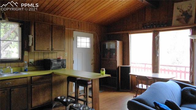 318 Valley Road Divide, CO 80814 - Photo 6 of 22 Gallery Image 6