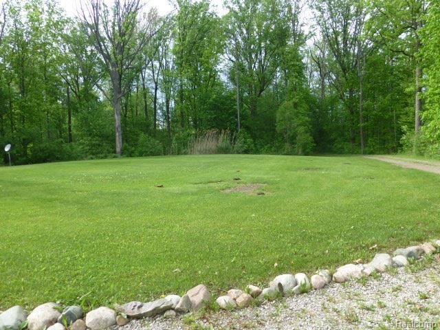 8204 Petz Road Imlay City, MI 48444 - Photo 13 of 60 P1020041.jpg