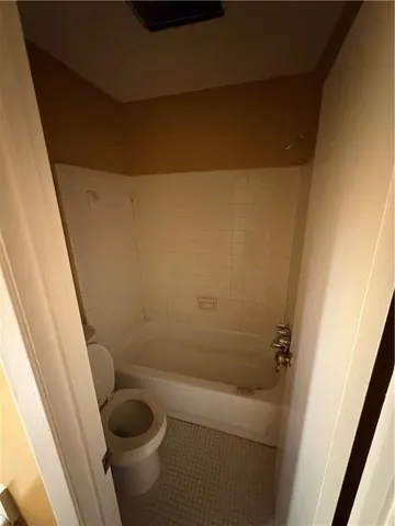 $1,700 | 4 Red Bud Lane, St. Rose, LA 70087