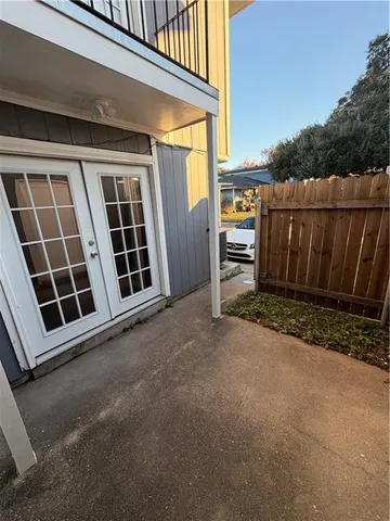 $1,700 | 4 Red Bud Lane, St. Rose, LA 70087