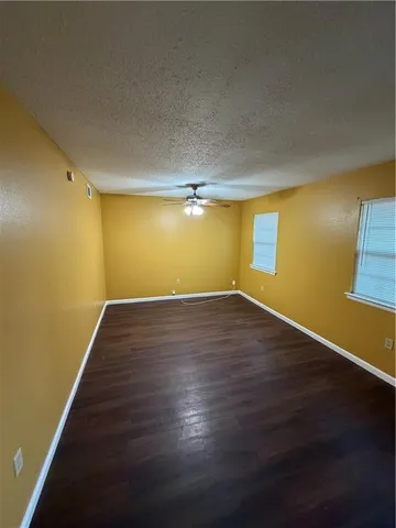 $1,700 | 4 Red Bud Lane, St. Rose, LA 70087