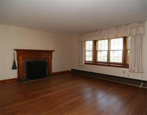 25 Nutter Road North Reading, MA 01864 - Photo 5 of 17 Gallery Image 5