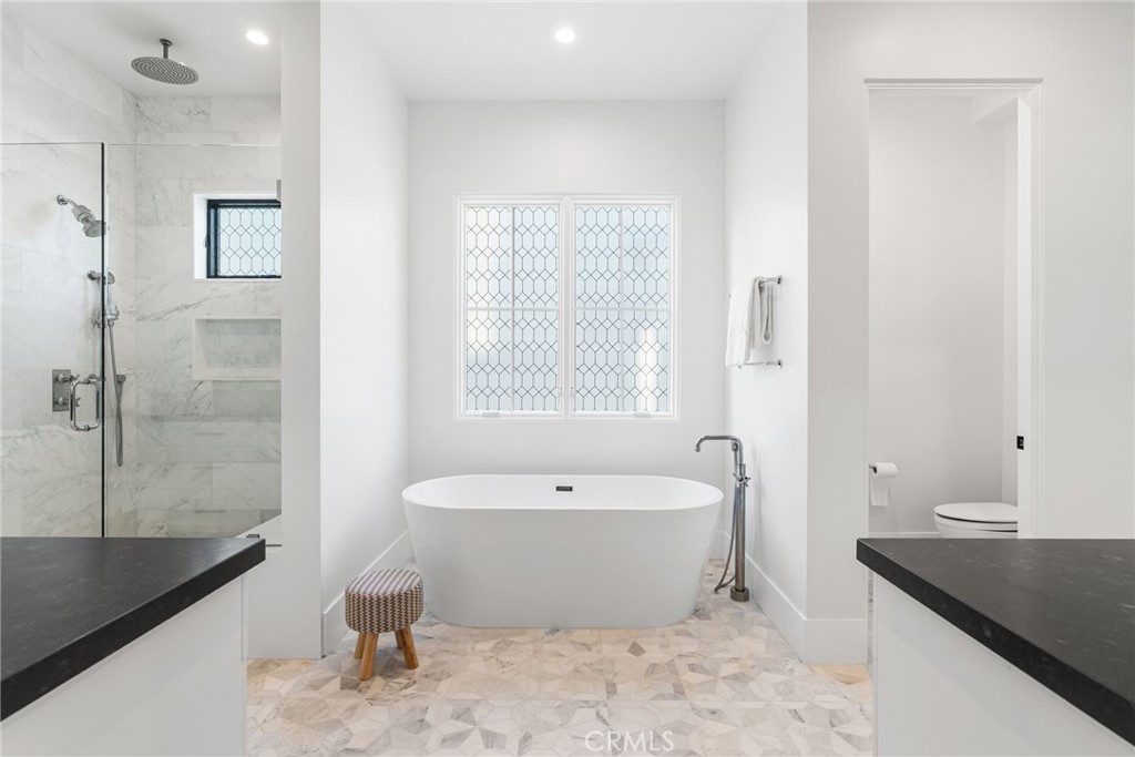 1530 Anita Lane Newport Beach, CA 92660 - Photo 14 of 61