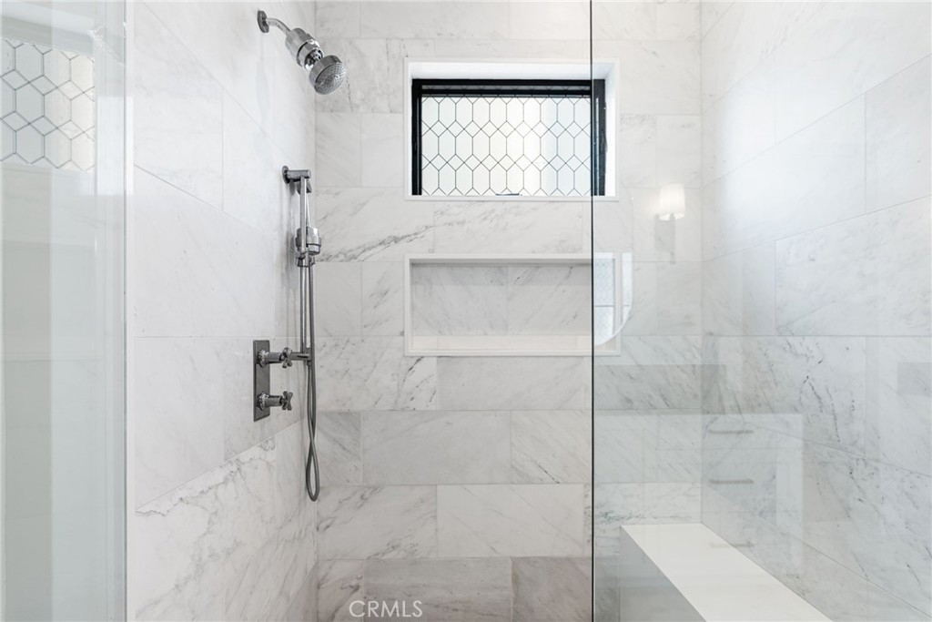 1530 Anita Lane Newport Beach, CA 92660 - Photo 15 of 61