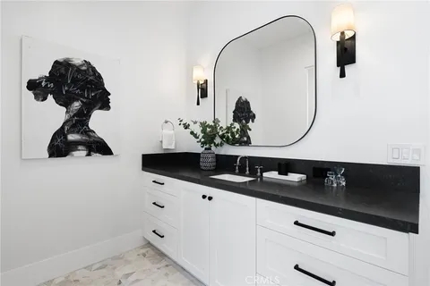 $6,295,000 | 1530 Anita Lane, Newport Beach, CA 92660