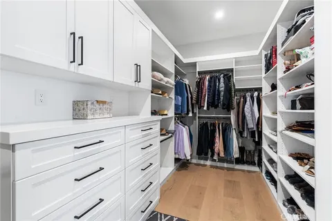 $6,295,000 | 1530 Anita Lane, Newport Beach, CA 92660