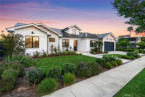 $6,295,000 | 1530 Anita Lane, Newport Beach, CA 92660