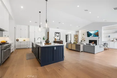 $6,295,000 | 1530 Anita Lane, Newport Beach, CA 92660