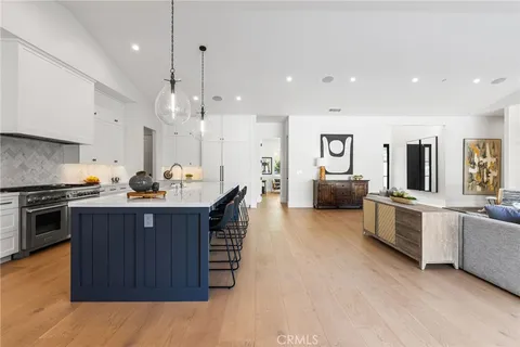 $6,295,000 | 1530 Anita Lane, Newport Beach, CA 92660