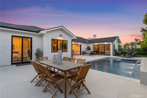 $6,295,000 | 1530 Anita Lane, Newport Beach, CA 92660