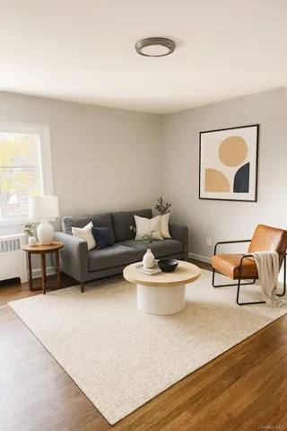 $3,000 | 318 Vincent Avenue, Lynbrook, NY 11563