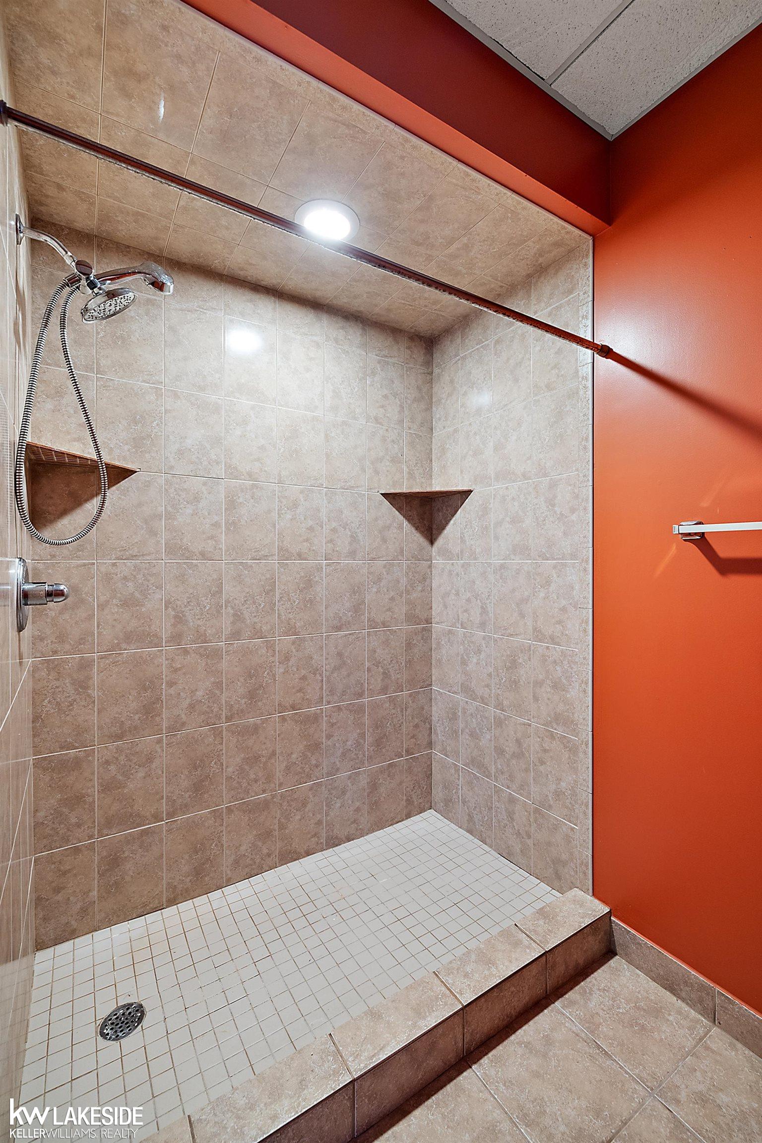 747 East Bluff Court Rochester Hills, MI 48306 - Photo 52 of 79