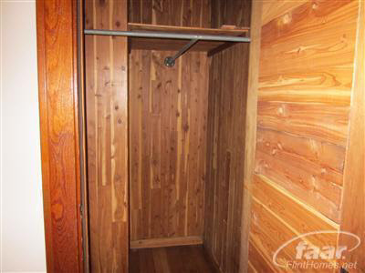 2488 North Center Road Burton, MI 48509 - Photo 16 of 20 20144375-15.JPG