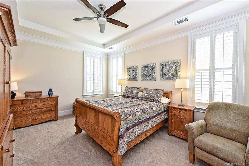 15511 Lake Ridge Road Charlotte, NC 28278 - Photo 14 of 24 Gallery Image 14