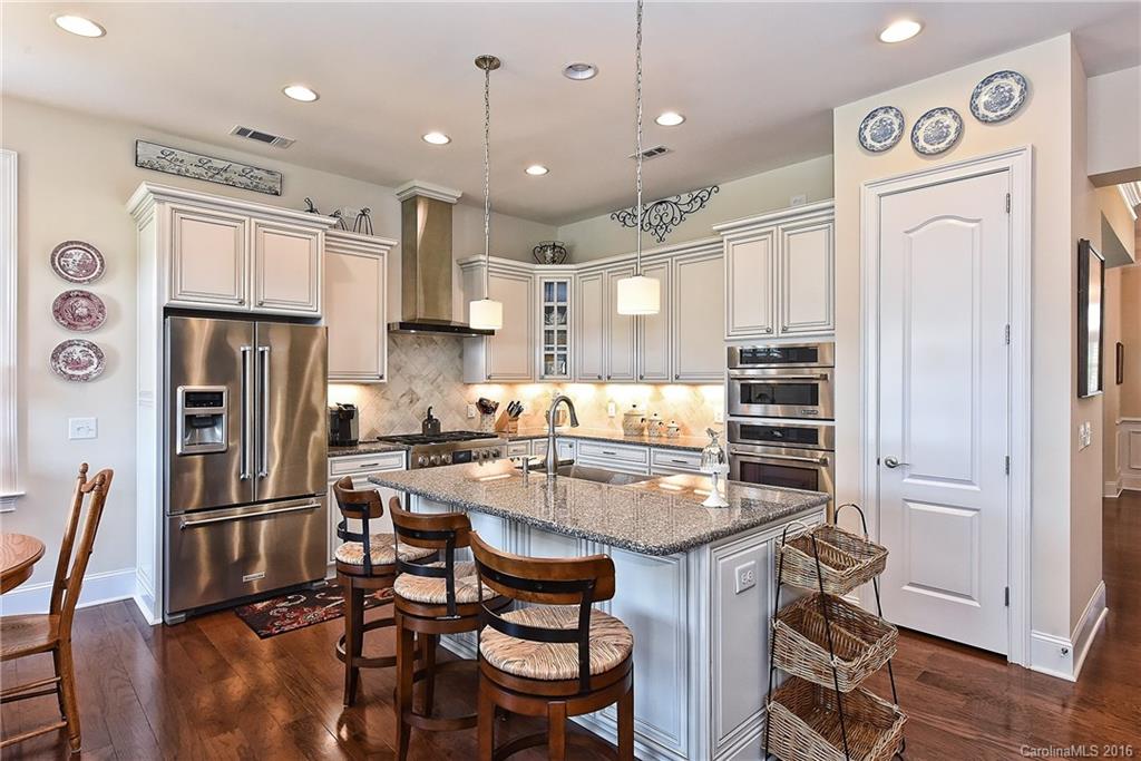 15511 Lake Ridge Road Charlotte, NC 28278 - Photo 7 of 24 Gallery Image 7