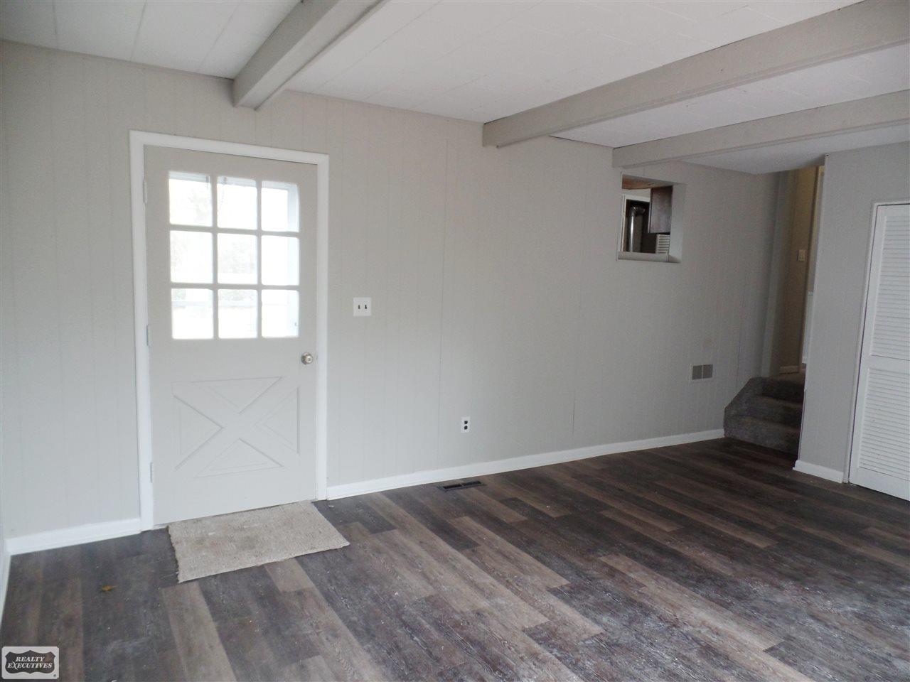 2240 Durham Road Utica, MI 48317 - Photo 7 of 11 50028146-6.JPG
