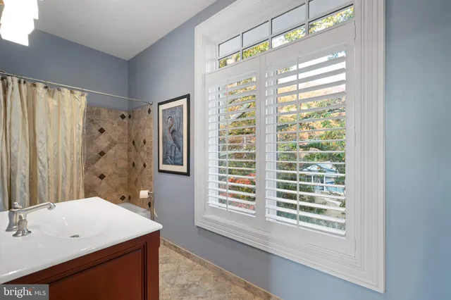 $1,299,000 | 206 Harbor Drive, Lusby, MD 20657