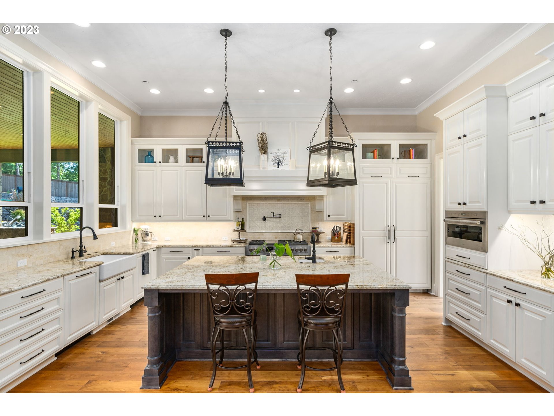 14056 Goodall Road Lake Oswego, OR 97034 - Photo 12 of 48 Gallery Image 12