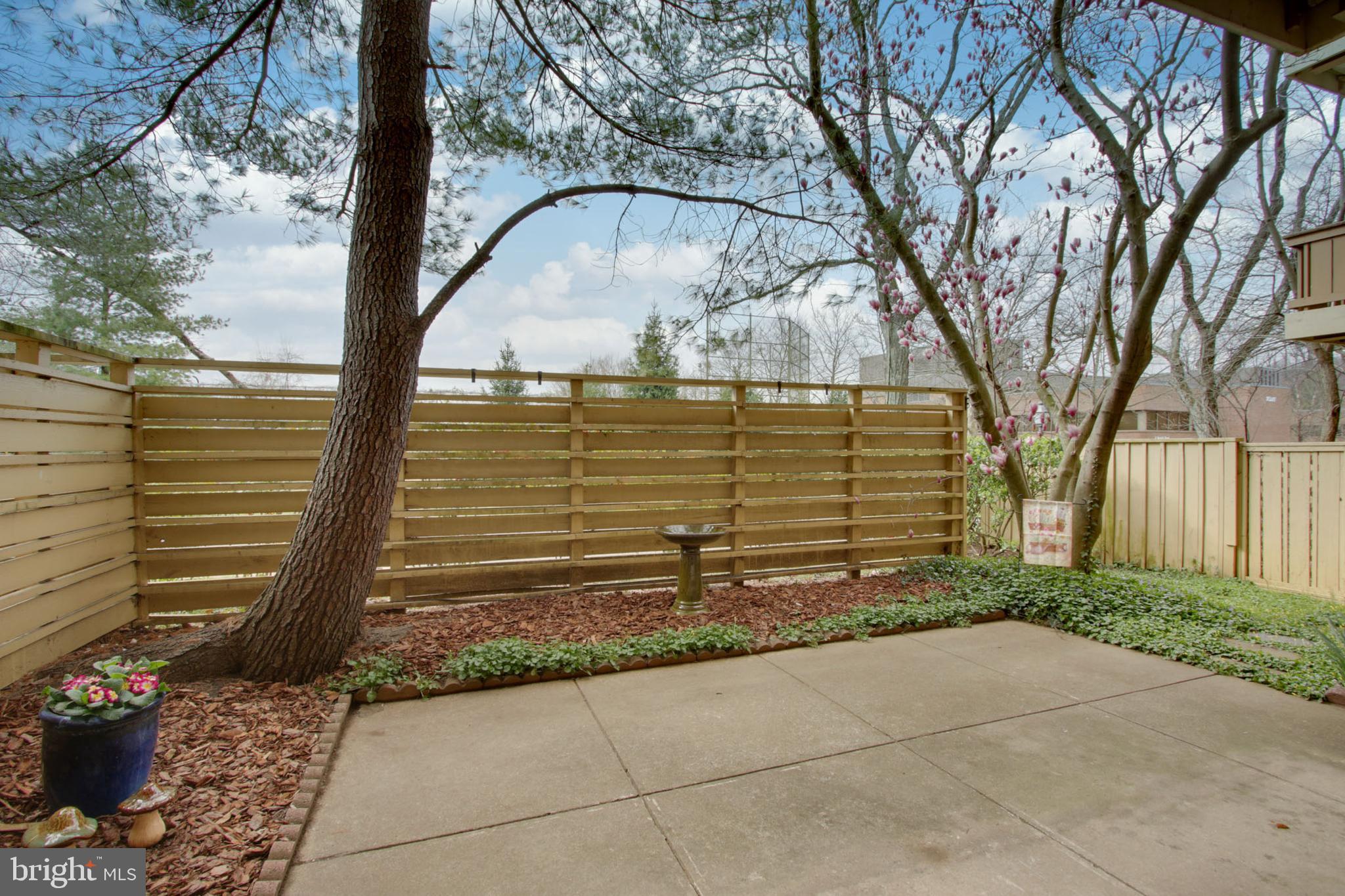 5 Hamill Road, Unit 5B Baltimore, MD 21210 - Photo 1 of 27 Private patio!