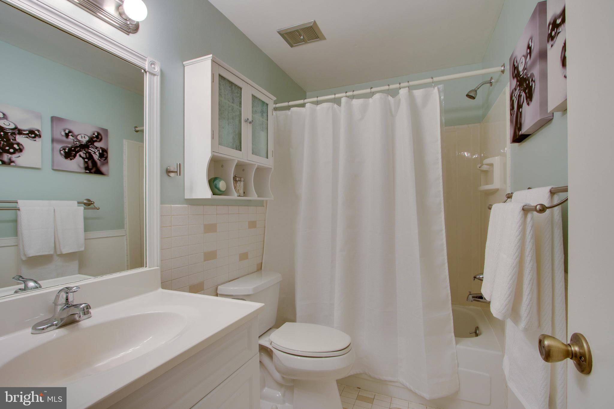 5 Hamill Road, Unit 5B Baltimore, MD 21210 - Photo 18 of 27