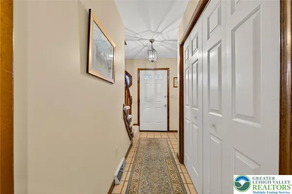 $524,900 | 5292 Hanover Drive, Lower Macungie Township, PA 18106