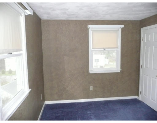9 Adelman Road Billerica, MA 01821 - Photo 12 of 13 Gallery Image 12
