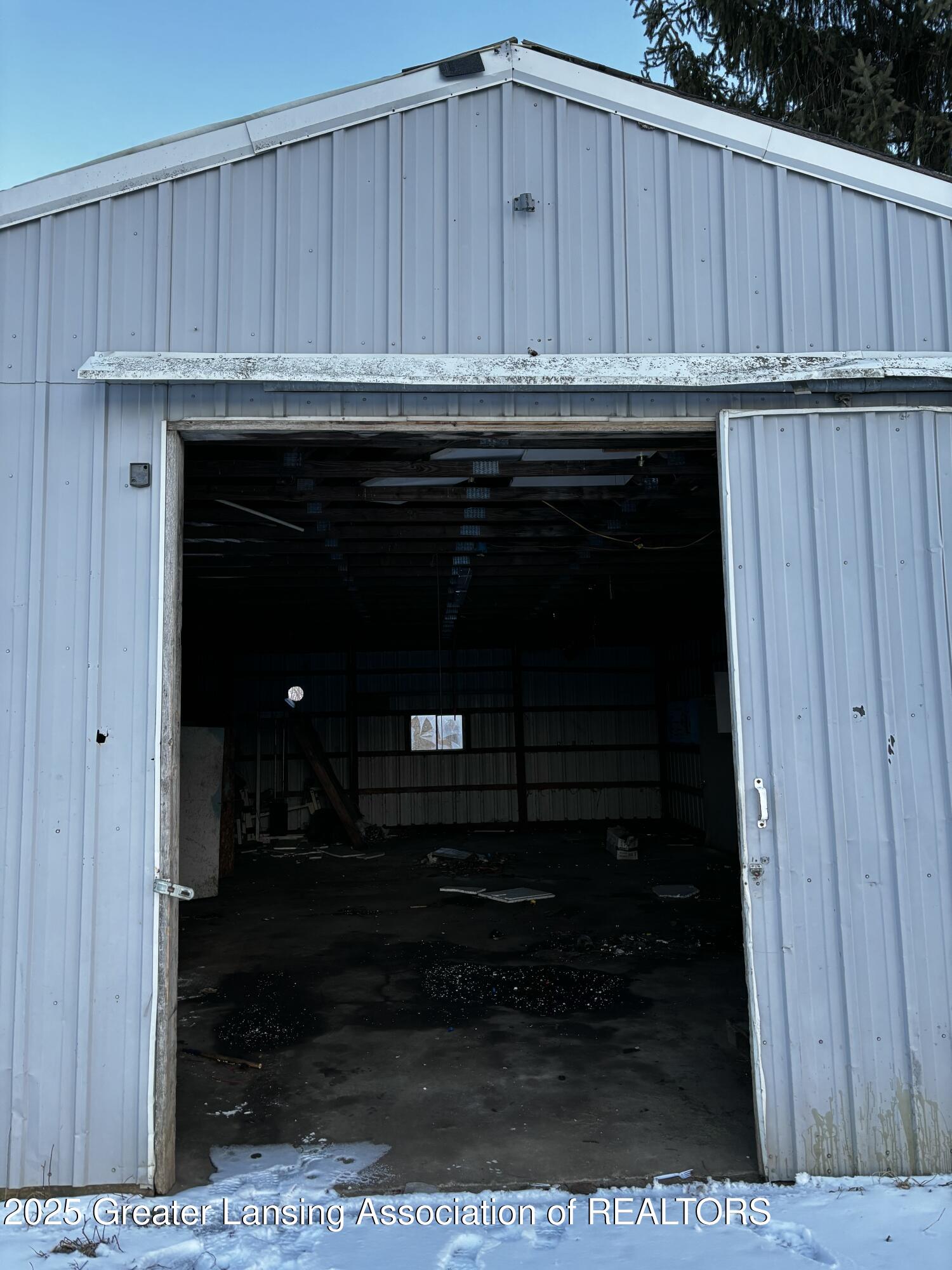 1175 South Osborne Road Dansville, MI 48819 - Photo 5 of 9 IMG_20250127_101830