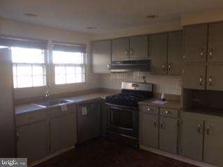 309 Haverhill Road Joppa, MD 21085 - Photo 4 of 11 kitchen