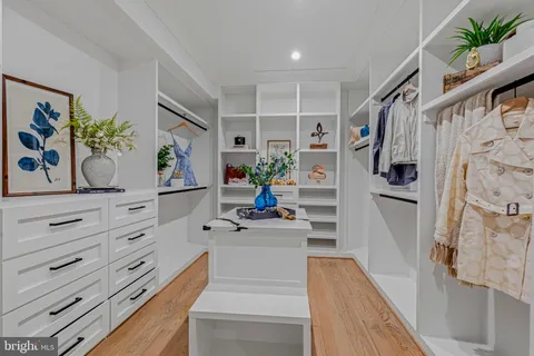 $2,495,000 | 14700 Cranoke Street, Centreville, VA 20120