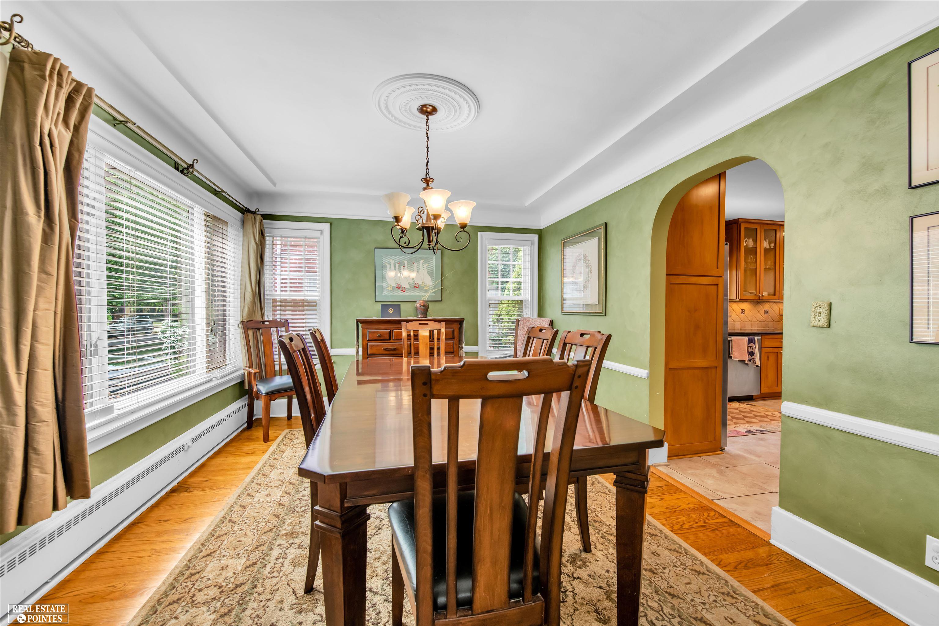 1346 Bishop Road Grosse Pointe Park, MI 48230 - Photo 7 of 31