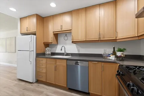 $1,198,000 | 512 Lanfair Circle, San Jose, CA 95136