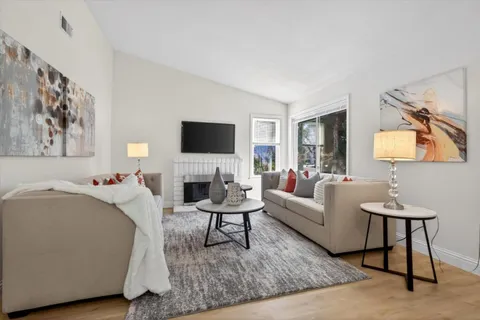 $1,198,000 | 512 Lanfair Circle, San Jose, CA 95136