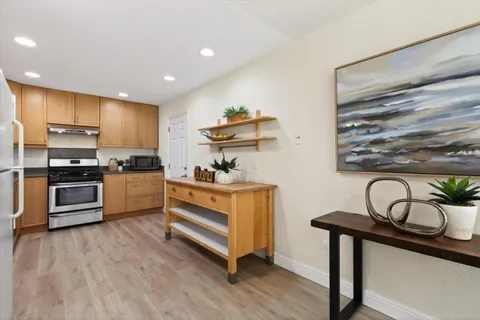 $1,198,000 | 512 Lanfair Circle, San Jose, CA 95136