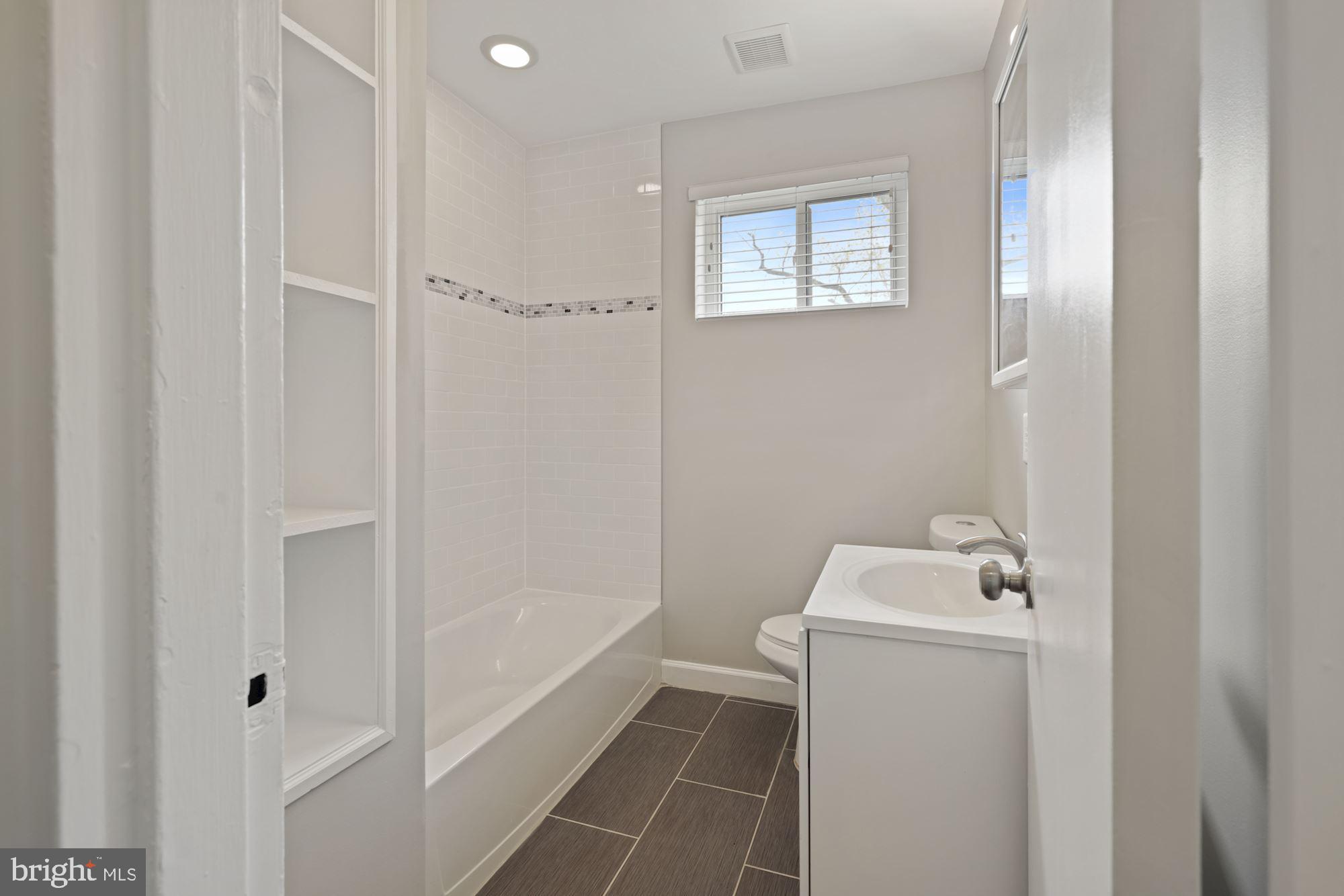 3400 Rutgers Street Hyattsville, MD 20783 - Photo 21 of 32 Hall Bath