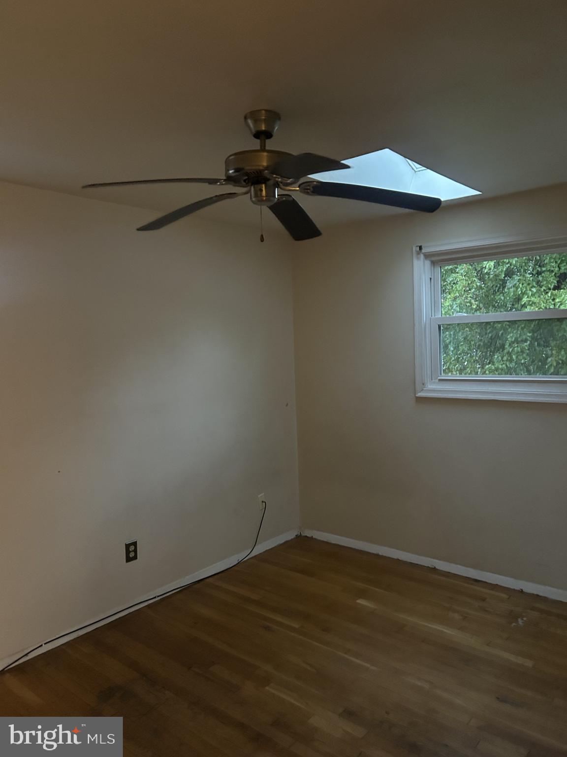 11309 Veirs Mill Road Silver Spring, MD 20902 - Photo 11 of 17 3rd bedroom