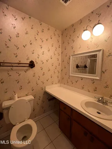 $1,575 | 600 Kimberly Drive, D'Iberville, MS 39540