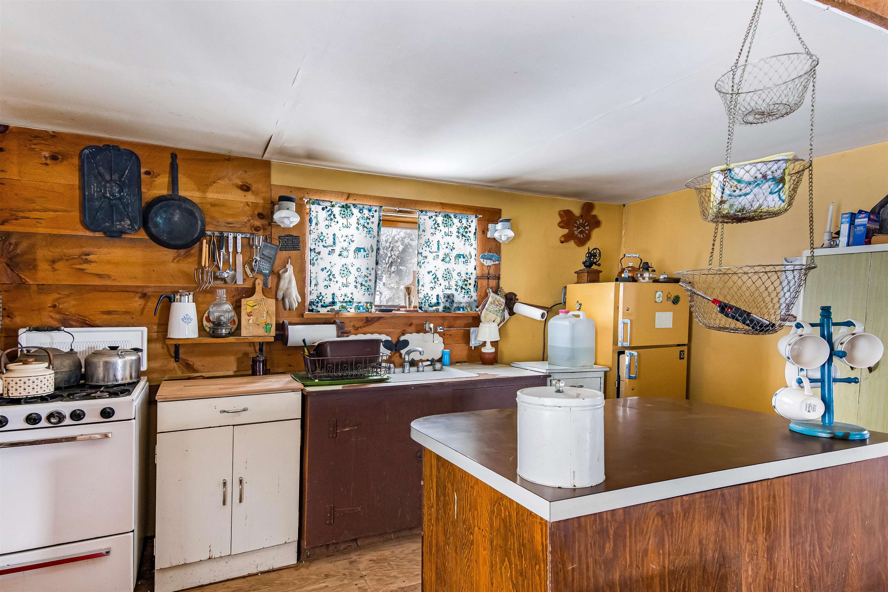 631 Goslett Road Montgomery, VT 05450 - Photo 37 of 40 Gallery Image 37