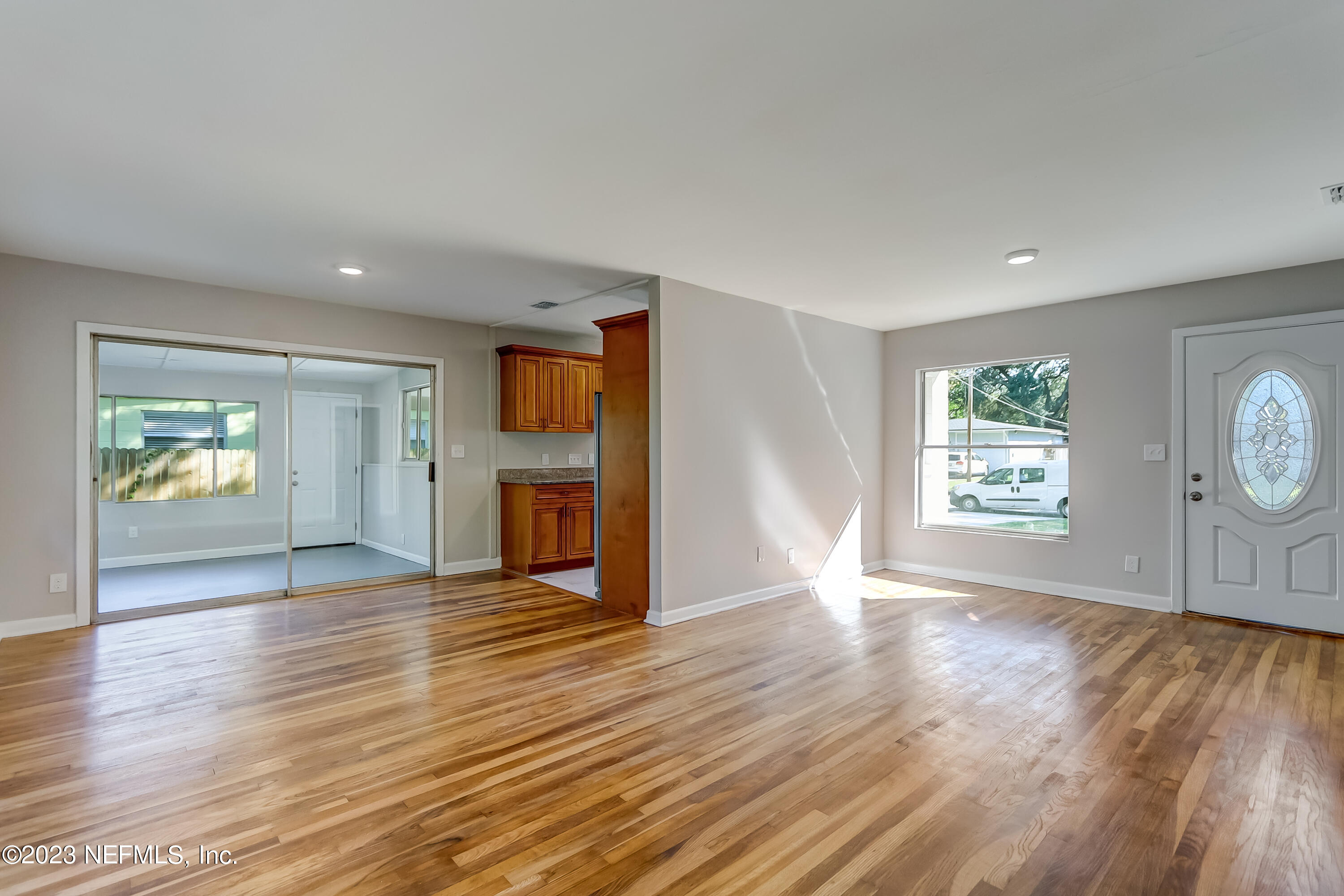 6455 Mitford Road Jacksonville, FL 32210 - Photo 11 of 38 Sue Wilson Photography Jacksonville (7)