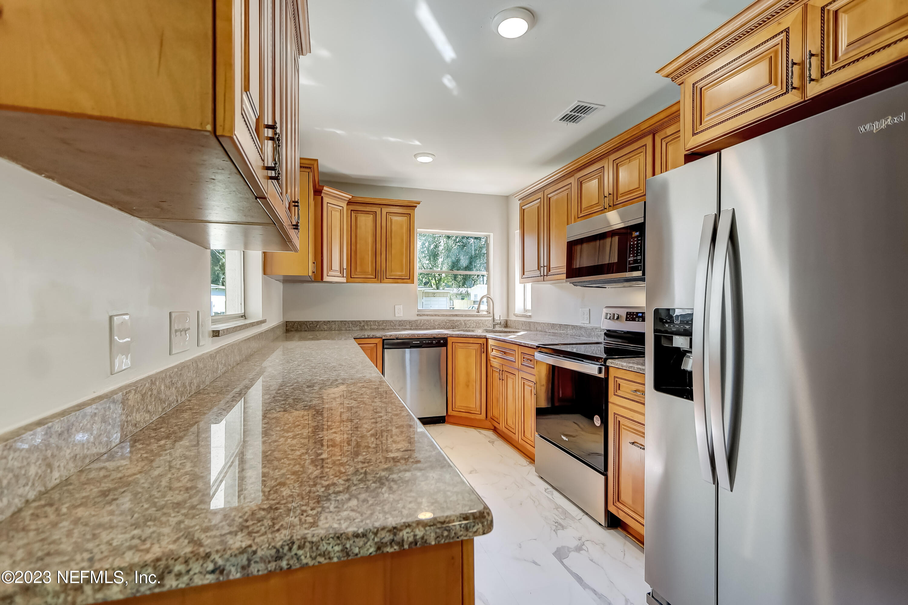 6455 Mitford Road Jacksonville, FL 32210 - Photo 16 of 38 Sue Wilson Photography Jacksonville (12)