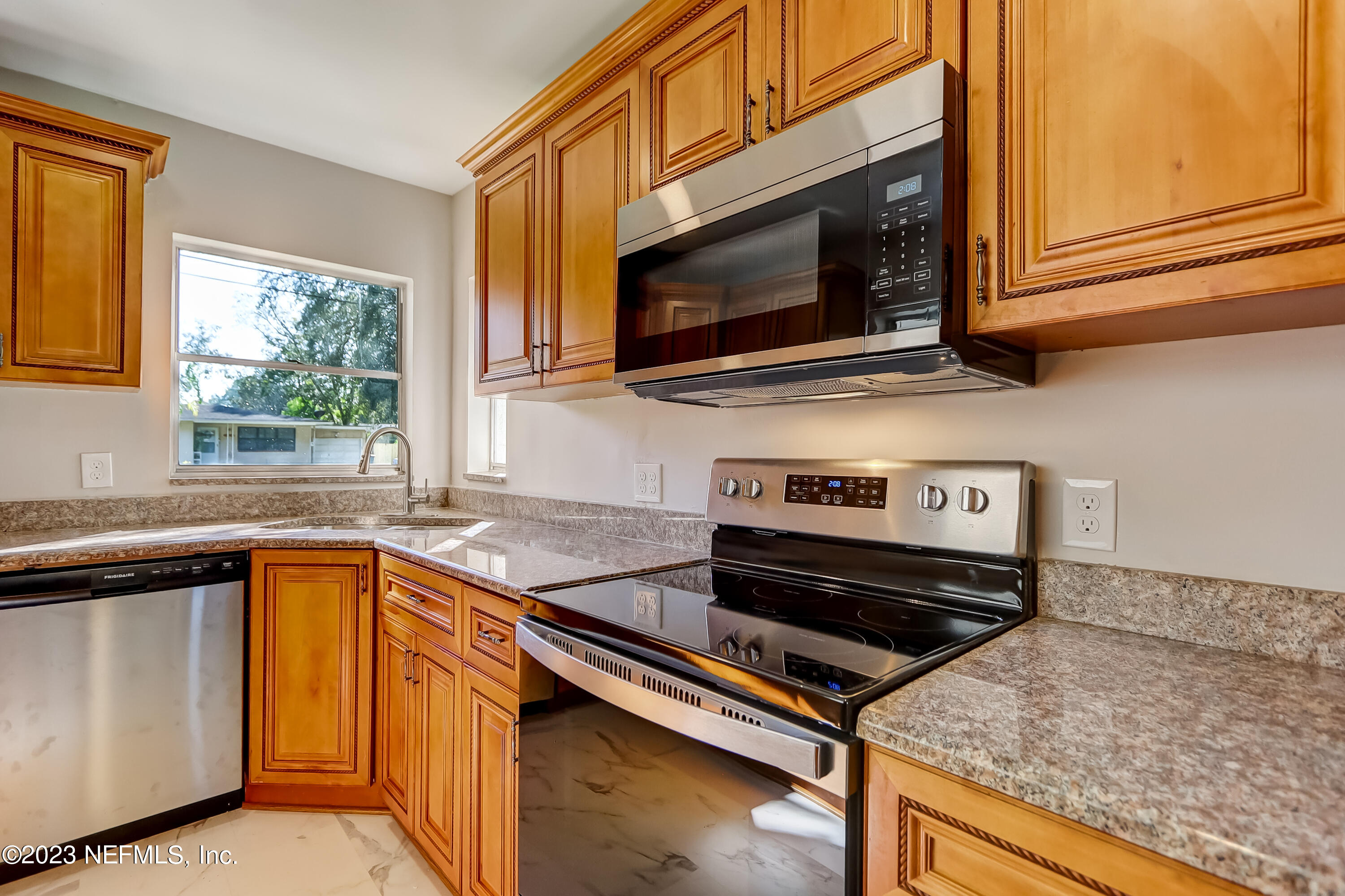 6455 Mitford Road Jacksonville, FL 32210 - Photo 18 of 38 Sue Wilson Photography Jacksonville (14)