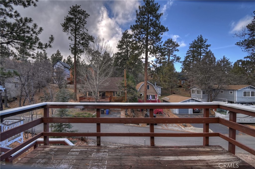245 Vista Sugarloaf, CA 92386 - Photo 43 of 50 a view of a bench in the roof deck