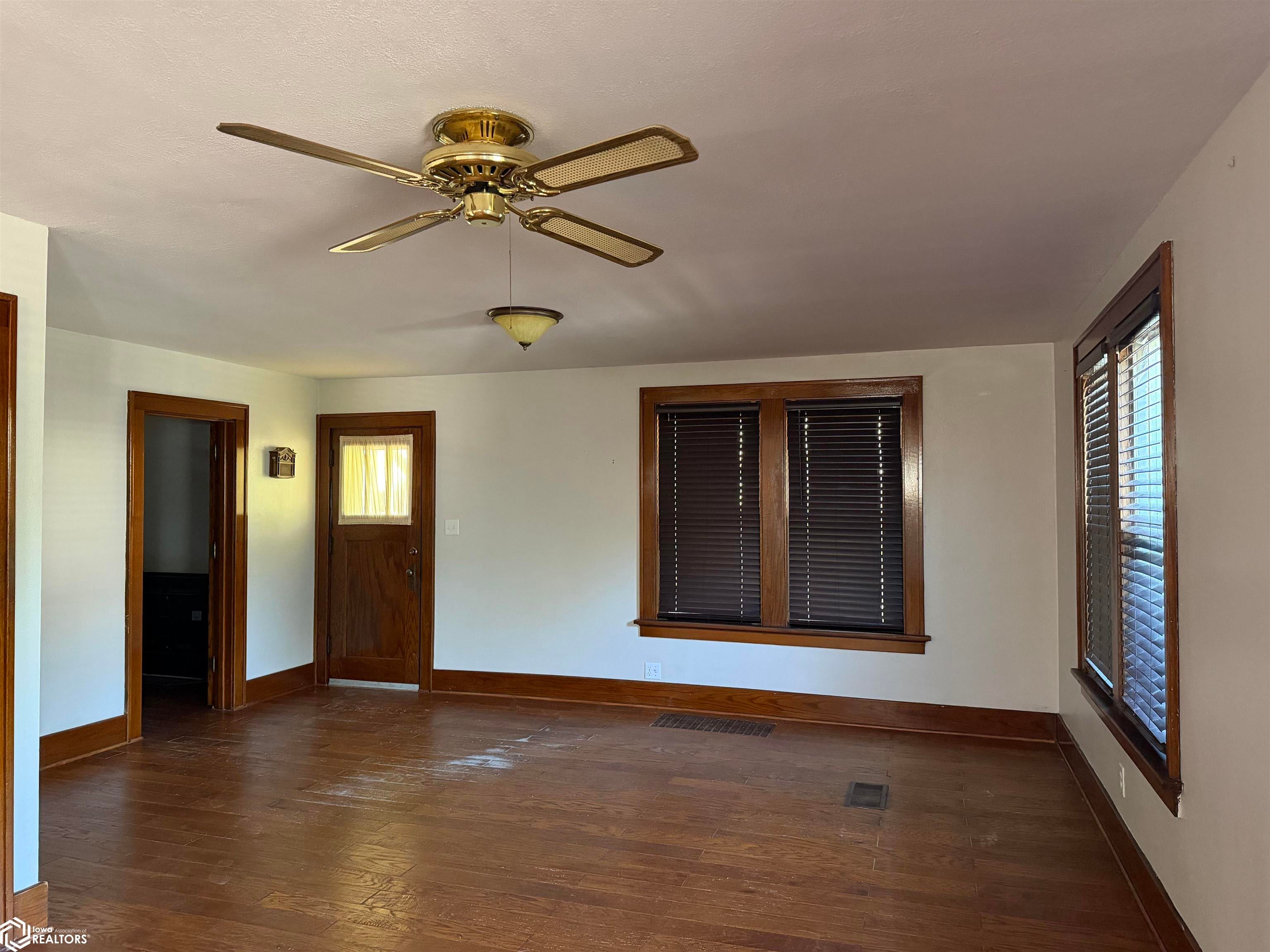 80 North 9th Street Hamilton, IL 62341 - Photo 19 of 72 Gallery Image 19