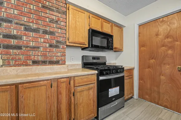 $198,000 | 117 Mary Ellen Drive, D'Iberville, MS 39540