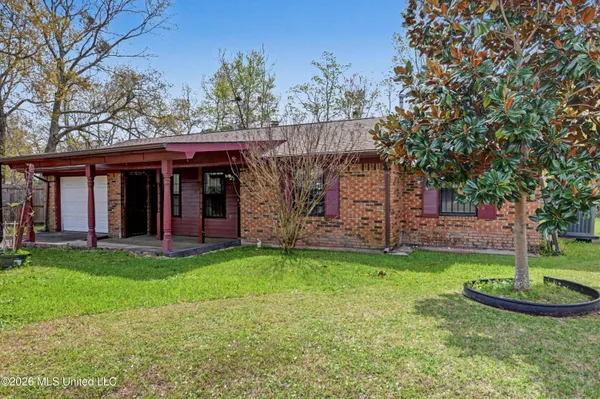 $198,000 | 117 Mary Ellen Drive, D'Iberville, MS 39540